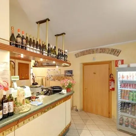 Giardino Del Sole * 萨沃纳