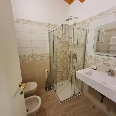 Hotel Giardino Del Sole *