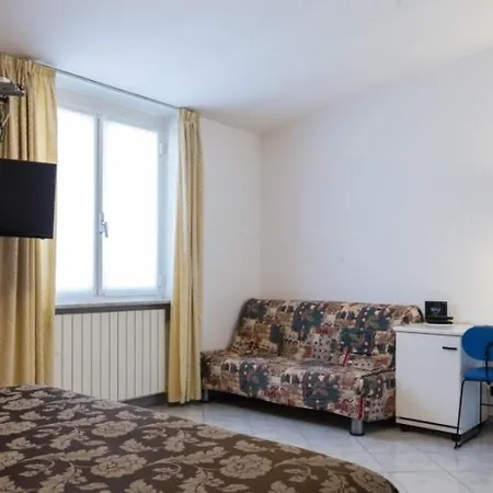 Hotel Giardino Del Sole *